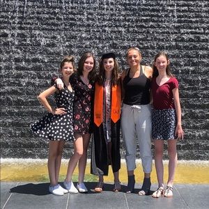 Meet your Posher, Olivia